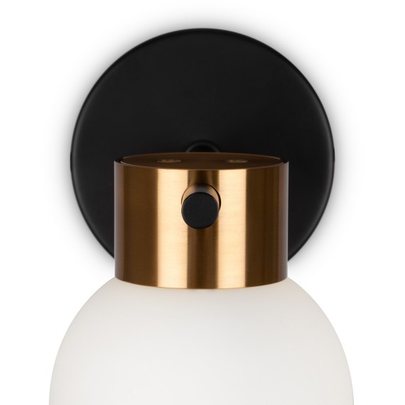 Настенный светильник (бра) Freya FR5233WL-01BS