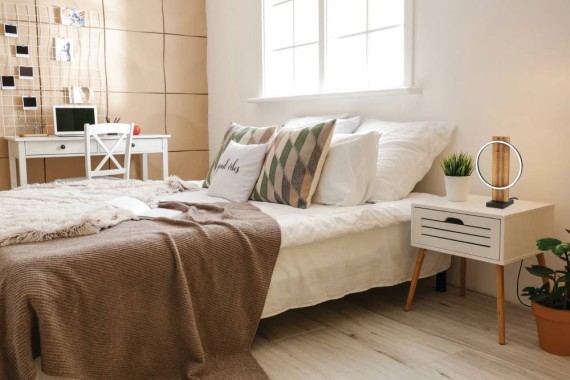 99457 Настольная лампа светодиодная BOYAL