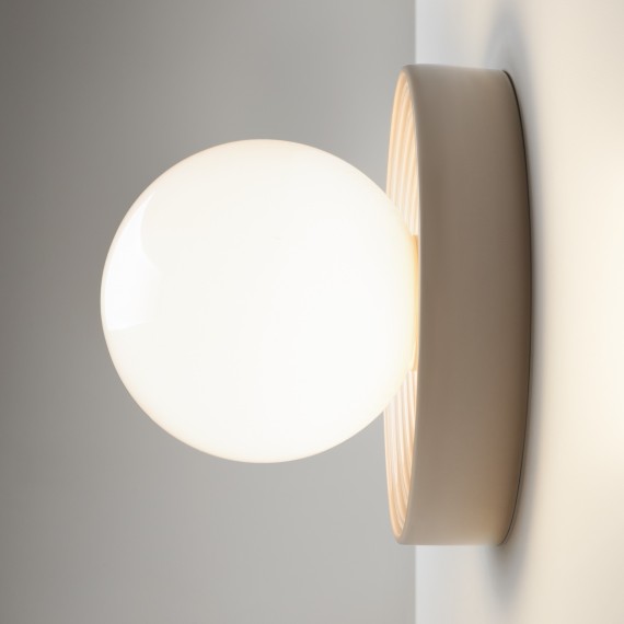 Настенный светильник (бра) Maytoni MOD403WL-01BG