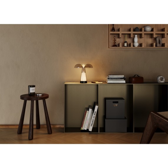 MOD484TL-L8BK Полностью стеклянная настольная лампа с перекл. цветовой температуры 2700, 3000, 4000К, 8Вт, CRI80, 180°, 203Лм Maytoni Artefact