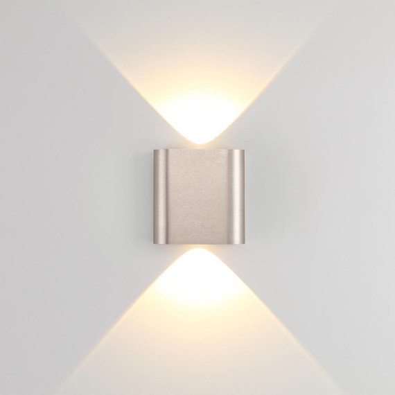 Настенный светильник светильник IP20 LED 2W 3000K 220V Odeon Light MAGNUM 7106/2WL