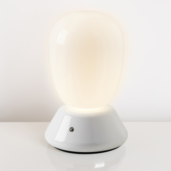 Настольная лампа диммируемая 10W 3000K матовый/белый Uovo III Lightstar 807916