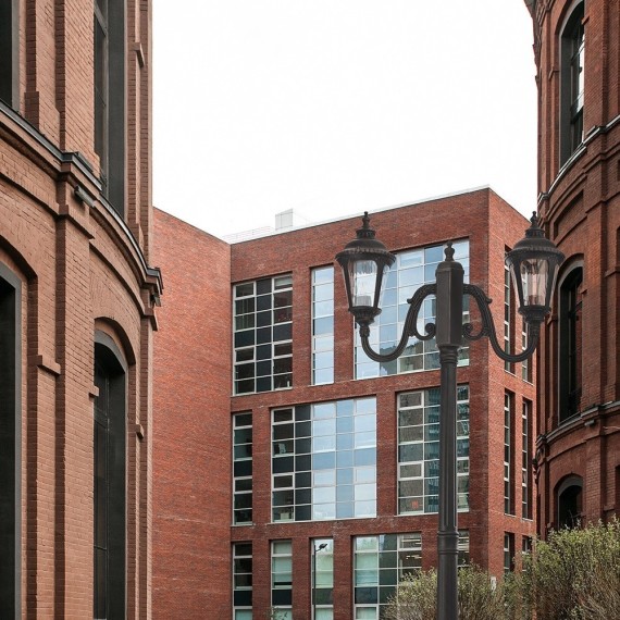 Уличный наземный светильник Maytoni O028FL-03BZ Goiri IP44 под лампы 2xE27 60W