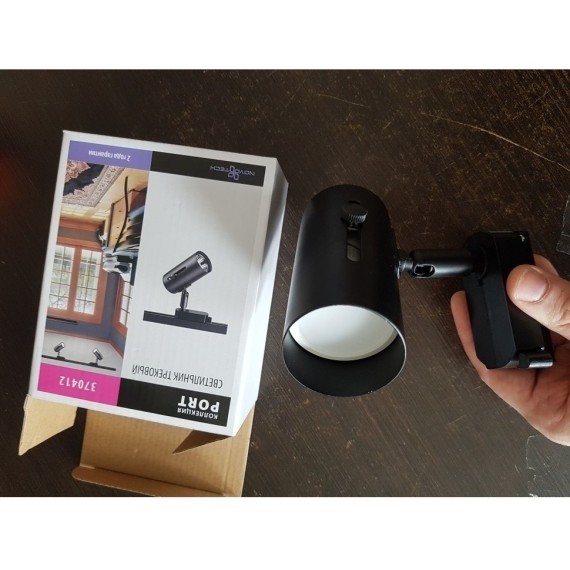 Трехжильный однофазный трековый светильник Novotech PIPE 370412